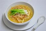 Cách nấu canh măng khô với mực kiểu Xala hoa lệ.
