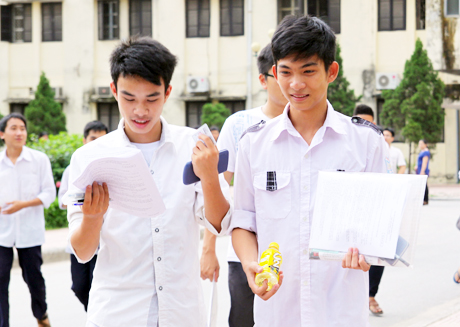 Tuyển sinh 2015: Thênh thang con đường vào đại học, cao đẳng.